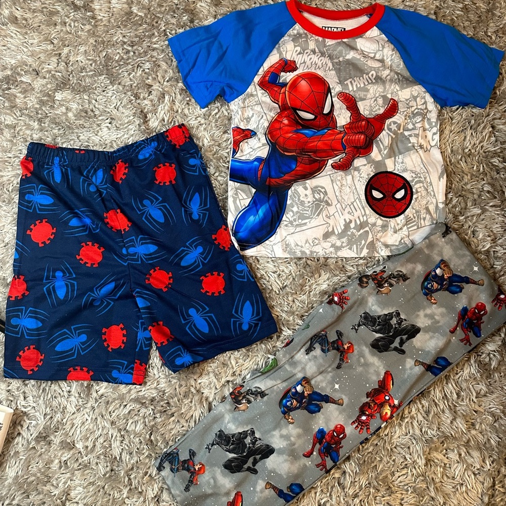 3 piece pjs marvel shorts shirt and pants size 8 - Picture 10 of 10
